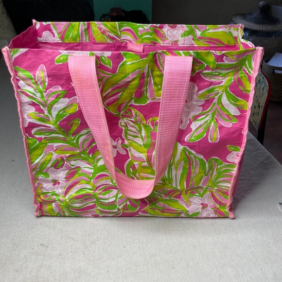 Lilly Pulitzer Handbags - Lily Pulitzer Market Bag
